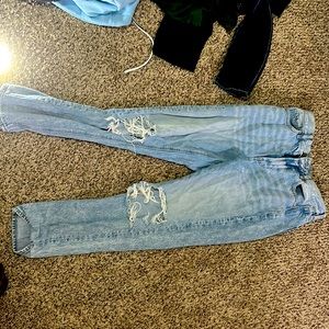 American eagle ripped jeans